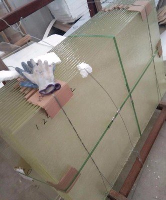 白银铅玻璃观察窗的高度设计